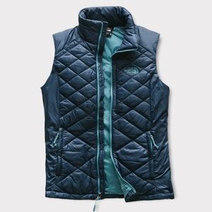 NWOT The North Face Women’s Red Blaze Vest in Blue